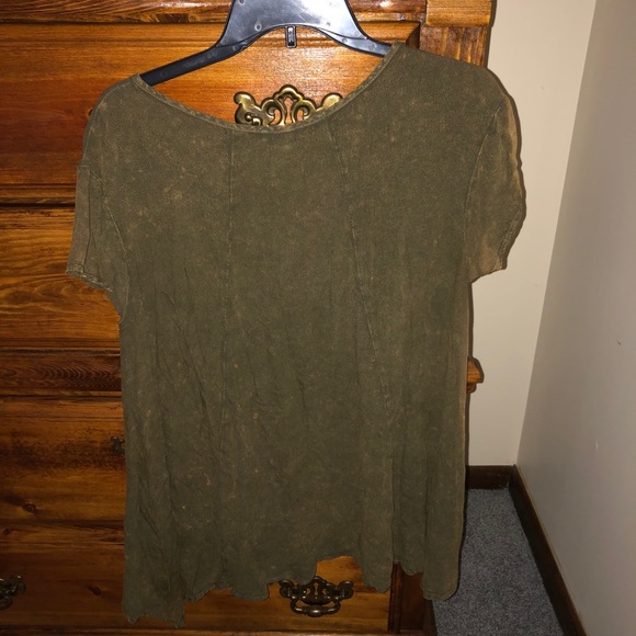 Top - Picture 3 of 3